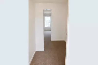 38 Bleecker St #2R, Jersey City, NJ 07307 - Photo 5