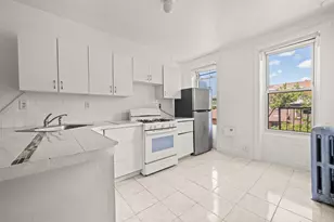 314 York St, Jersey City, NJ 07302 - Photo 3