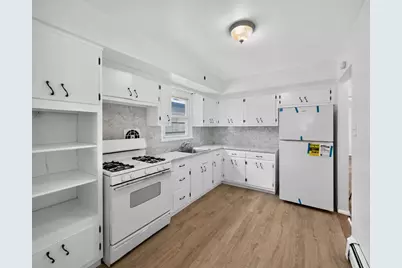 41 Edwards Ct #2, Bayonne, NJ 07002 - Photo 9