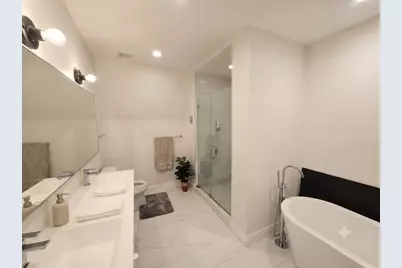 105 W 8th St, Bayonne, NJ 07002 - Photo 23