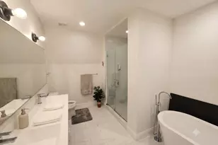 105 W 8th St, Bayonne, NJ 07002 - Photo 23