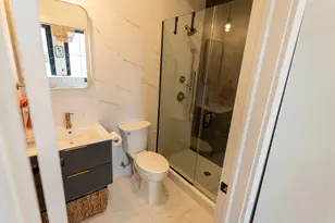 20 Westervelt Pl, Jersey City, NJ 07304 - Photo 19