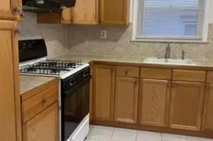 121 Mallory Ave, Jersey City, NJ 07304 - Photo 13