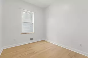 153 New York Ave, Jersey City, NJ 07307 - Photo 9