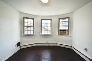 196 W 52nd St, Bayonne, NJ 07002 - Photo 5