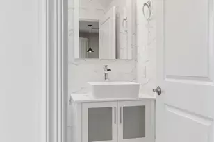 155 Laidlaw Ave, Jersey City, NJ 07306 - Photo 11