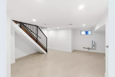 155 Laidlaw Ave #101, Jersey City, NJ 07306 - Photo 25