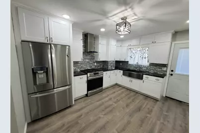 198 Neptune Ave, Jersey City, NJ 07305 - Photo 1