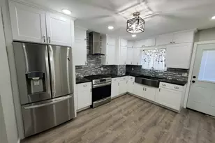 198 Neptune Ave, Jersey City, NJ 07305 - Photo 1