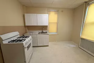 198 Neptune Ave, Jersey City, NJ 07305 - Photo 5