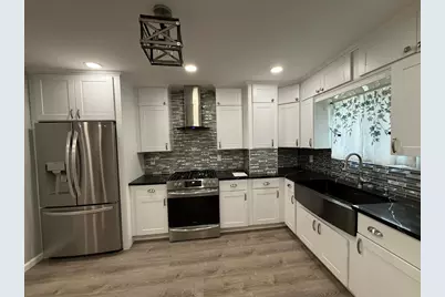 198 Neptune Ave, Jersey City, NJ 07305 - Photo 3