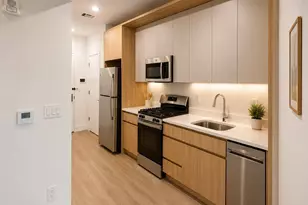 330 Martin Luther King Jr Dr, Jersey City, NJ 07305 - Photo 7