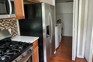 592 Sanderling Ct, Secaucus, NJ 07094 - Photo 13
