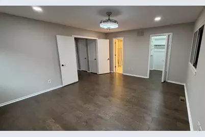 592 Sanderling Ct, Secaucus, NJ 07094 - Photo 17