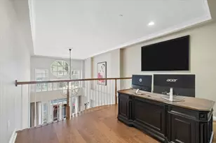 208 Shearwater Ct W, Jersey City, NJ 07305 - Photo 21