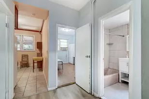 276 Van Wagenen Ave, Jersey City, NJ 07306 - Photo 5