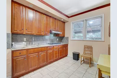 276 Van Wagenen Ave #1, Jersey City, NJ 07306 - Photo 9