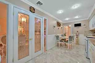 303 76th St, North Bergen, NJ 07047 - Photo 9