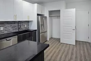 211 Baldwin Ave, Jersey City, NJ 07306 - Photo 17
