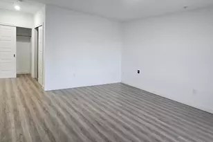211 Baldwin Ave, Jersey City, NJ 07306 - Photo 23