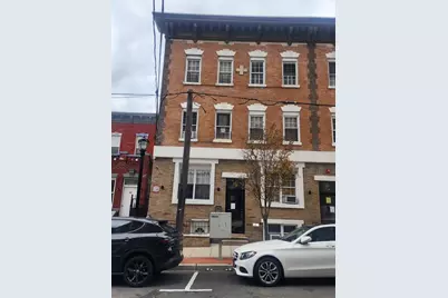 812 22nd St #3R, Union City, NJ 07087 - Photo 1
