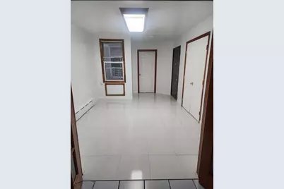812 22nd St #3R, Union City, NJ 07087 - Photo 5