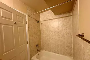 42 Seaview Ave, Jersey City, NJ 07305 - Photo 9