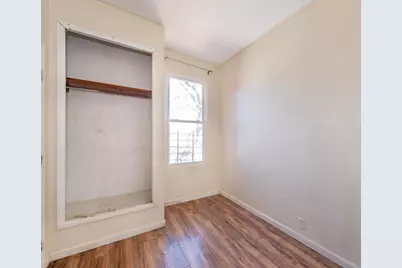256 Clinton Ave, Jersey City, NJ 07304 - Photo 7