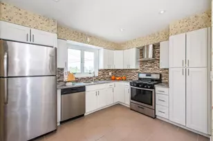 34 Waldo Ave, Jersey City, NJ 07306 - Photo 7
