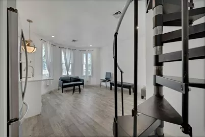 91 Lexington Ave, Jersey City, NJ 07304 - Photo 23