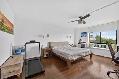 827 Harmon Cove Tower #827, Secaucus, NJ 07094 - Photo 17