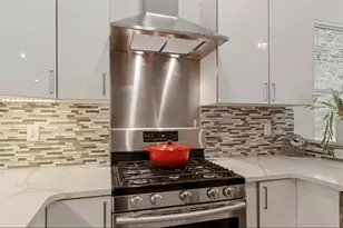 936 Pavonia Ave, Jersey City, NJ 07306 - Photo 7