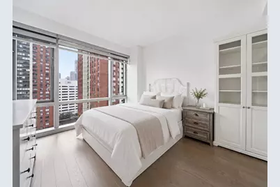 75 Park Lane South #1611, Jersey City, NJ 07310 - Photo 9