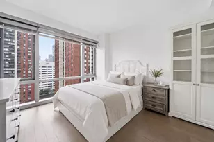 75 Park Ln S, Jersey City, NJ 07310 - Photo 9