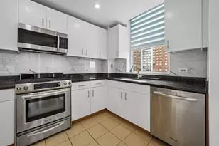 1 Shore Ln, Jersey City, NJ 07301 - Photo 7