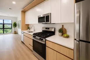 330 Martin Luther King Jr Dr, Jersey City, NJ 07305 - Photo 15