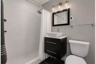 100 Manhattan Ave #708, Union City, NJ 07087 - Photo 11