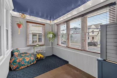 9 Lincoln Parkway, Bayonne, NJ 07002 - Photo 3