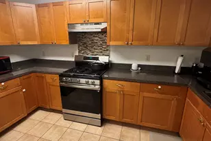 533 Martin Luther King Jr Dr, Jersey City, NJ 07304 - Photo 5