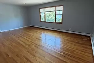 17 Acorn Dr, Secaucus, NJ 07094 - Photo 3