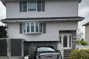 17 Acorn Dr, Secaucus, NJ 07094 - Photo 1