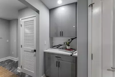 1125 Maxwell Lane #440, Hoboken, NJ 07030 - Photo 15