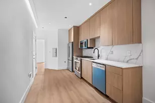 291 New York Ave, Jersey City, NJ 07307 - Photo 9