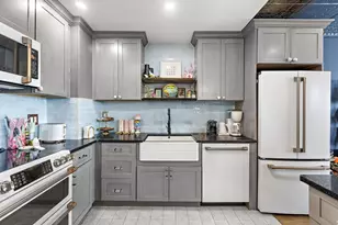 110 Shearwater Ct E, Jersey City, NJ 07305 - Photo 5