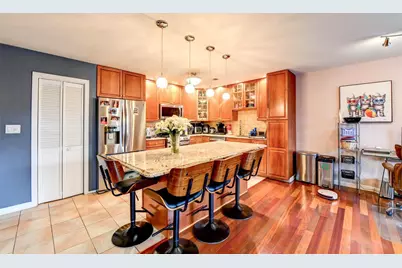 572 Sanderling Ct #572, Secaucus, NJ 07094 - Photo 11
