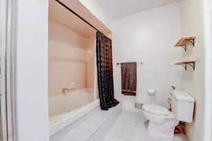 572 Sanderling Ct, Secaucus, NJ 07094 - Photo 25