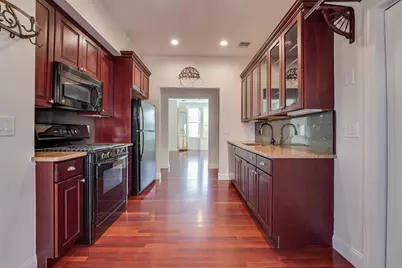 880 Summit Ave #2, Jersey City, NJ 07307 - Photo 5
