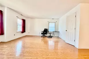 289 Seaview Ave, Jersey City, NJ 07305 - Photo 7