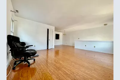 289 Seaview Ave #2, Jersey City, NJ 07305 - Photo 5