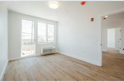 67 Dr Martin L King Blvd #103, Newark, NJ 07104 - Photo 13